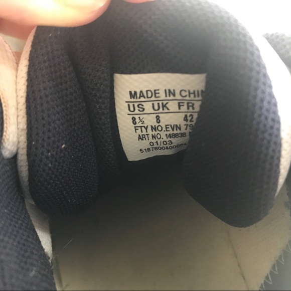 Adidas Cleats -8.5 - Picture 4 of 4